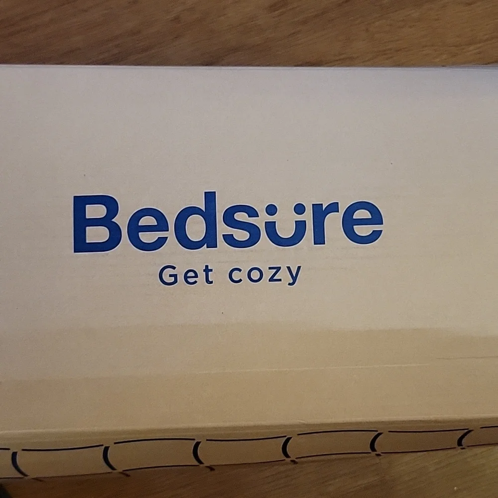 Bedsure Cream Sherpa Fleece Twin/Twin XL blanket throw 60